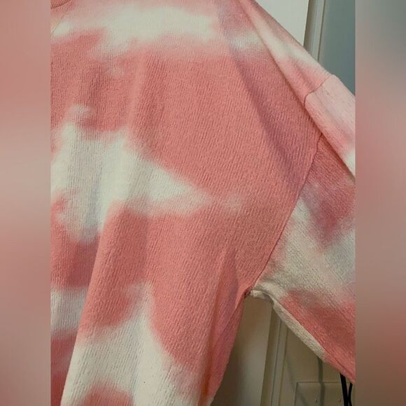 Urban Daizy light-weight sweatshirt women's Large pink white athleisure Boho EUC - Picture 7 of 9